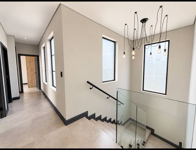 4 BEDROOM FREEHOLD FOR SALE IN FOUNTAINBROOK ESTATE